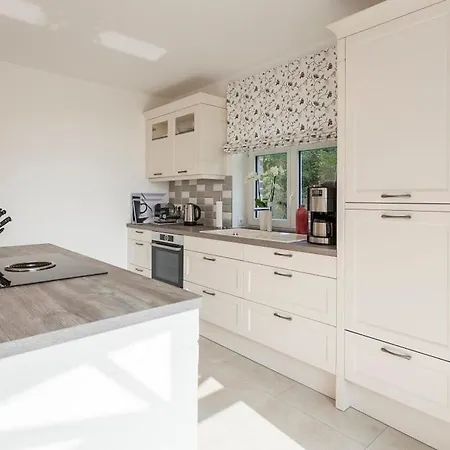 Boddenresidenz Haus 1 *