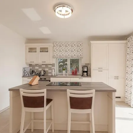 Boddenresidenz Haus 1 *