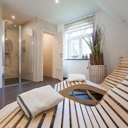 Boddenresidenz Haus 1 *